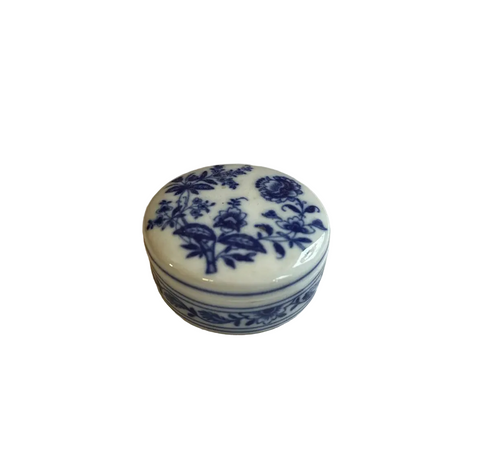 Small Ceramic Chinoiserie Blue and White Dish With Matching Lid