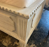 Vintage White Wooden Detailed Carved Bench With Cushion