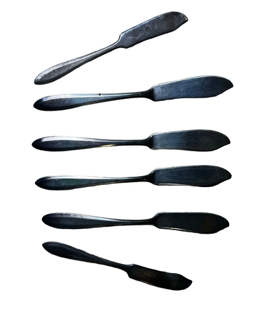 Collection of Vintage Butter Knives- Set of 6