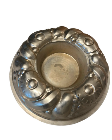 Detailed Pineapple Upside Down Cake Pan