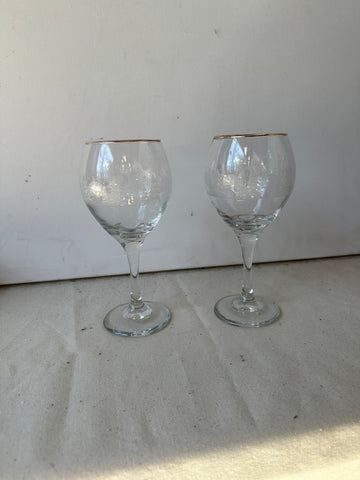 Christmas Detailed Wine Glasses With Gold Lining- a Pair