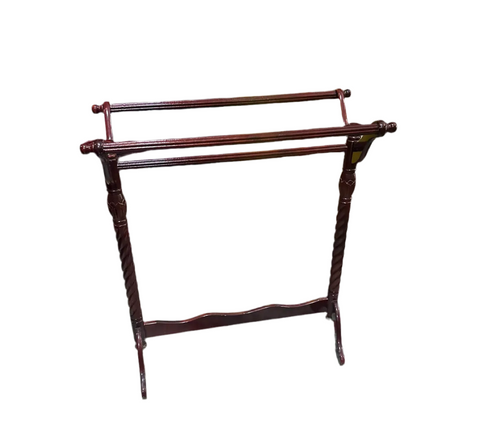 Wooden Detailed Large Blanket Rack