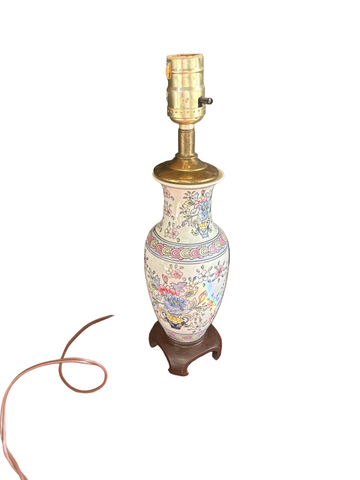 Vintage Asian Ceramic Detailed Table Lamp with Ming Base