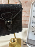 Small Back Faux Gator Skin Liz Claiborne Hand Bag With Chain Accents