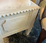 Vintage White Wooden Detailed Carved Bench With Cushion