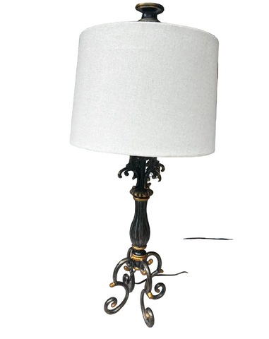 Vintage Metal Work Detailed Table Lamp