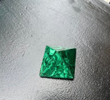 80's Malachite Pyramid Paperweight