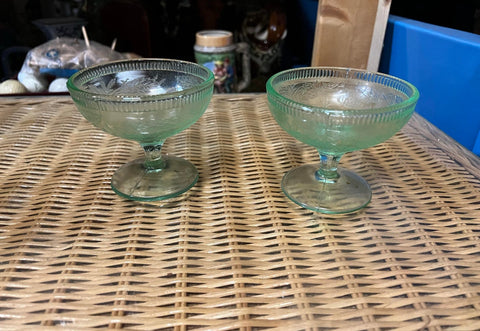 1970s Pair of Green Glass Cocktail Glasses