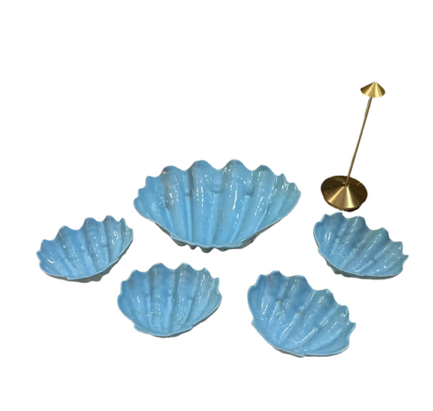 Collection of Blue Ceramic Shell Dishes With One Large- Set of 5
