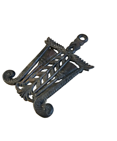 Vintage Small Detailed Cast Iron Trivet