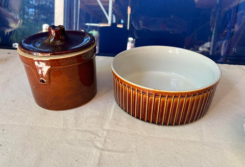 Americana Brown Ceramic Stone Pottery Tabletop Serveware
