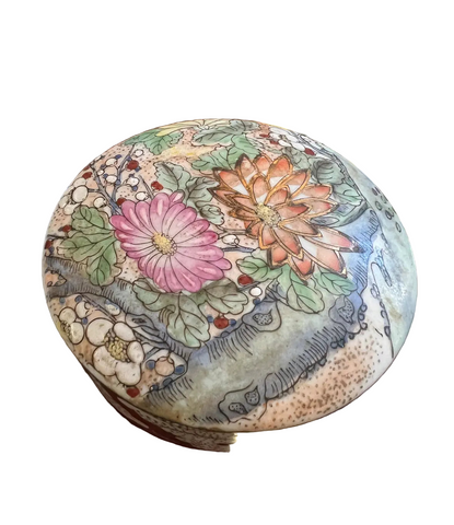 1970s Small Floral Ceramic Round Box