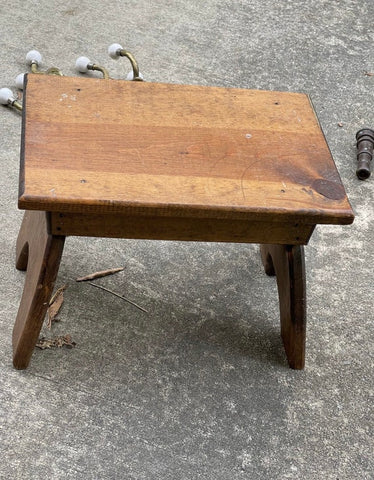 Small Wood Footstool - 68 For Sale on 1stDibs